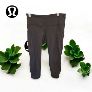 Lululemon Black Side Zip Pocket Cropped  Leggings